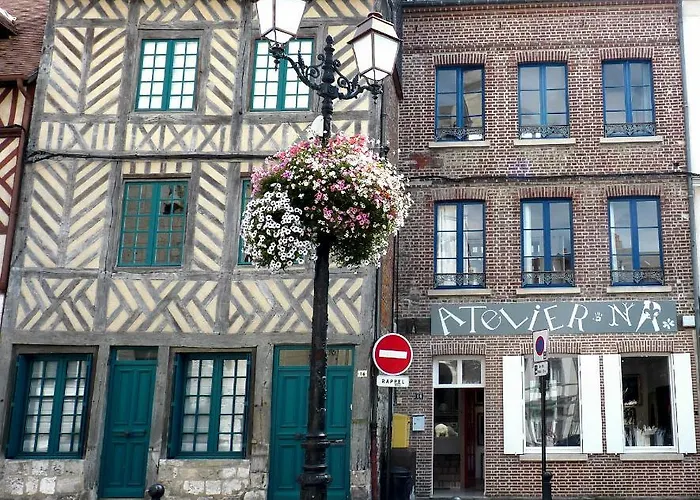 Atelier D'art Saint Leonard Gasthof 4*